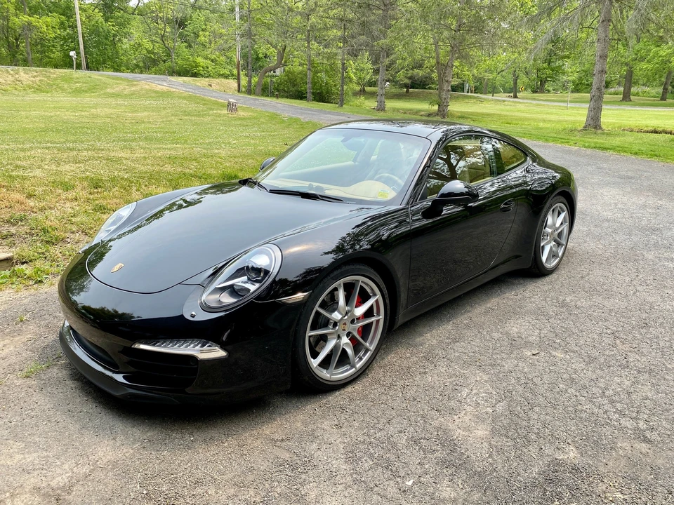 2013 Porsche 991 Carrera S - Image 2 of 20