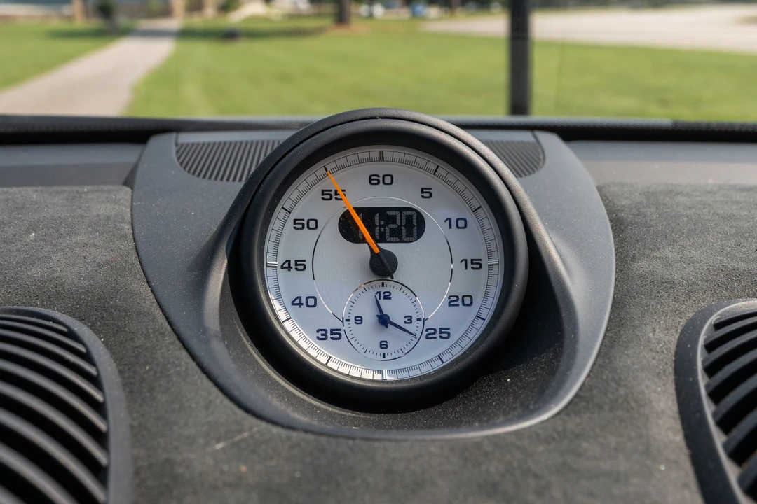 2027 Porsche 918 Spyder - Image 26 of 31