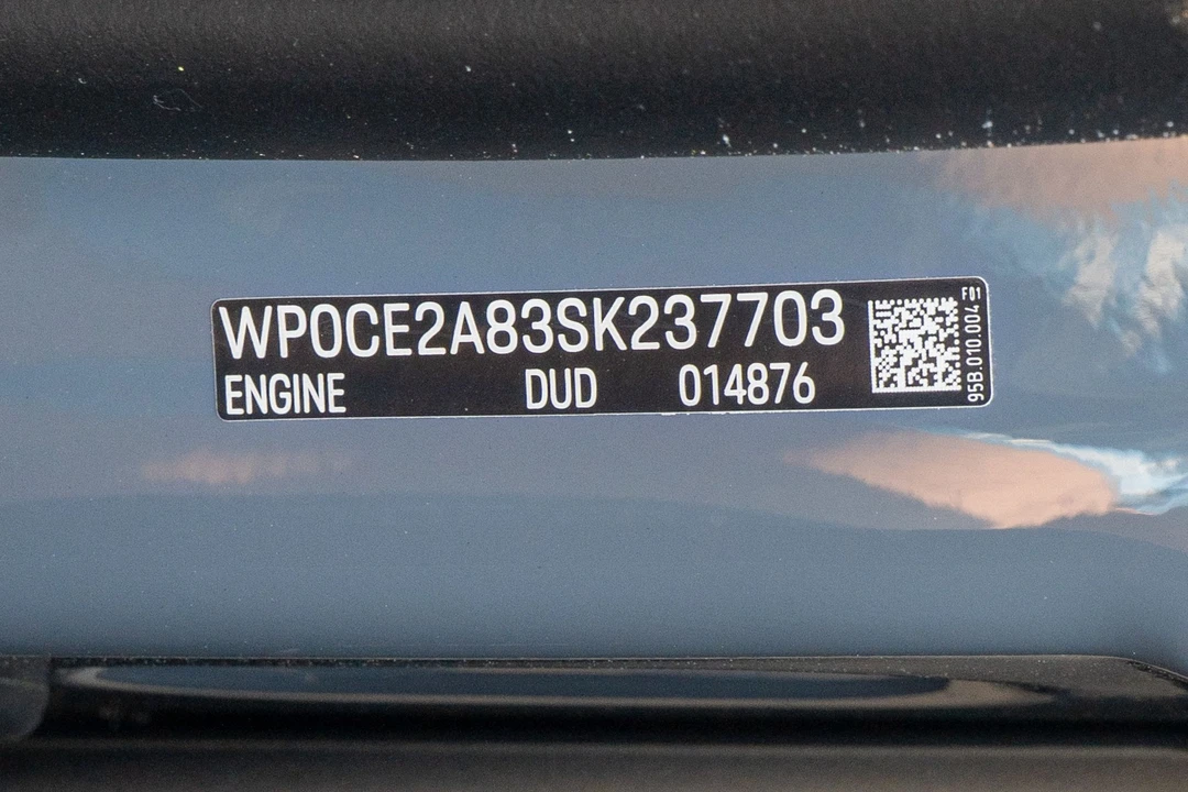 2027 Porsche 918 Spyder - Image 14 of 31