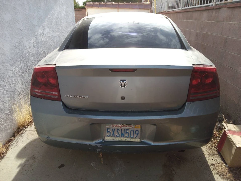 2008 Dodge Charger 6th Gen - Image 3 of 12