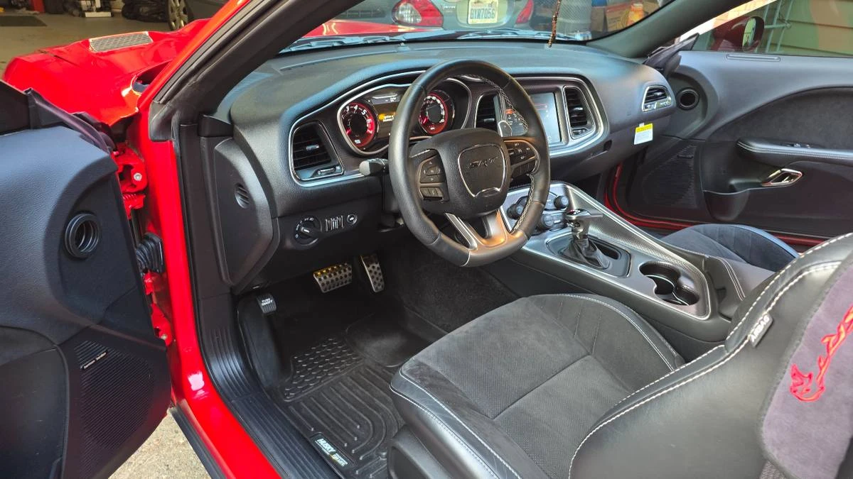 2015 Dodge Challenger SRT Hellcat 3rd Gen - Image 21 of 22