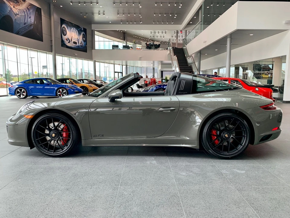 2019 Porsche 991 Targa 4 GTS - Image 6 of 16