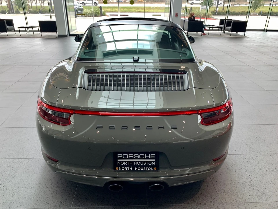 2019 Porsche 991 Targa 4 GTS - Image 8 of 16