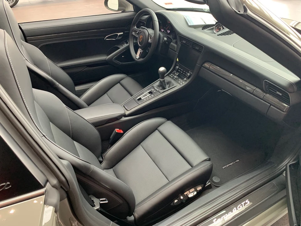 2019 Porsche 991 Targa 4 GTS - Image 12 of 16