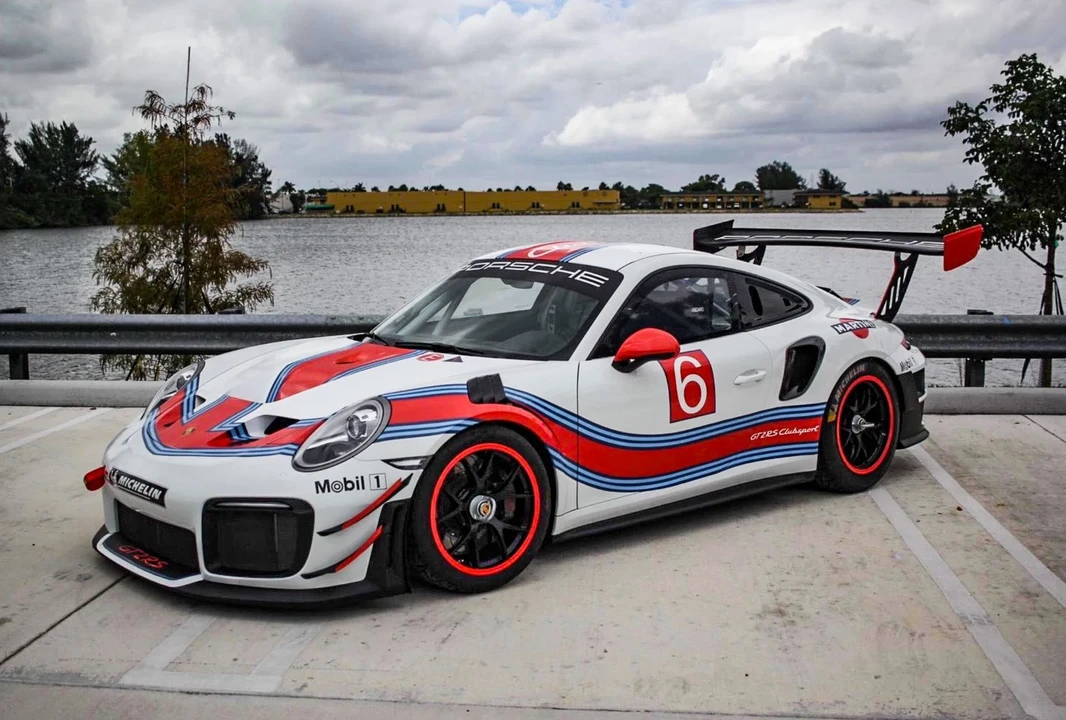 2019 Porsche 991 GT2 RS - Image 2 of 6