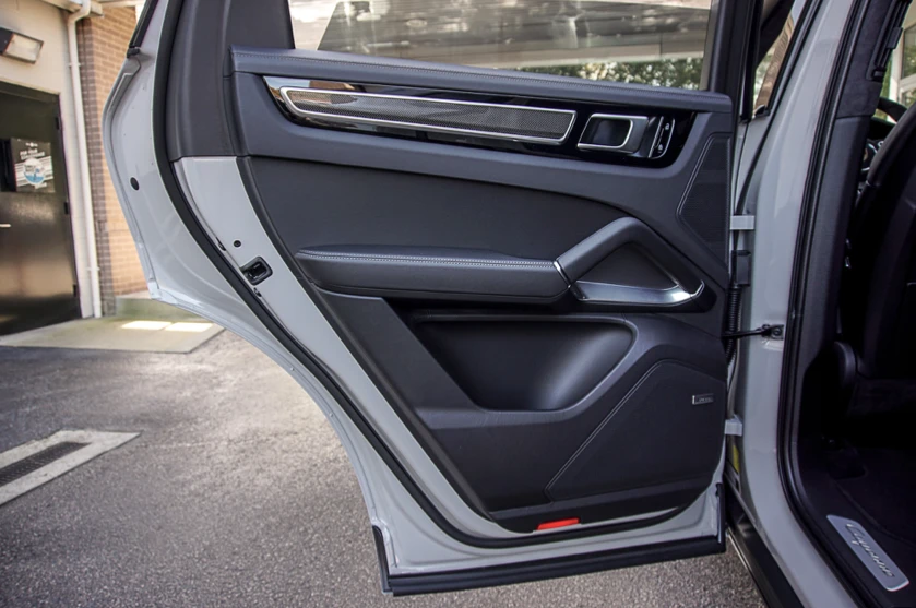 2020 Porsche 9Y0/9Y3 Cayenne - Image 17 of 28