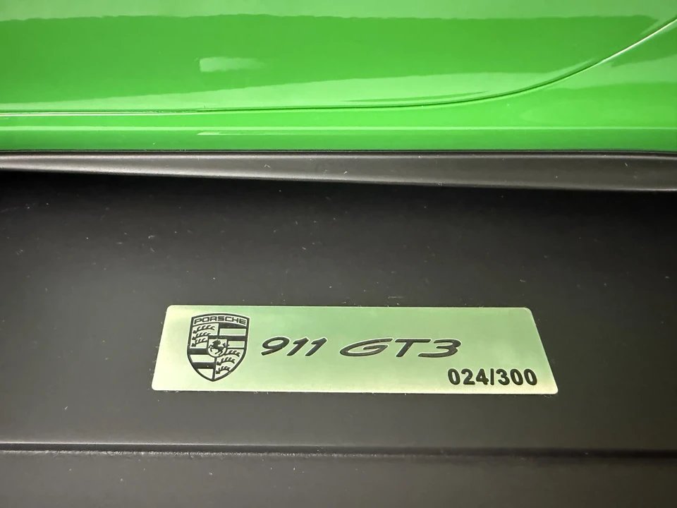 2022 Porsche 992 GT3 - Image 14 of 24