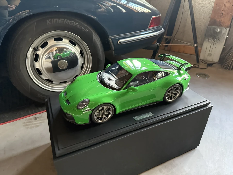 2022 Porsche 992 GT3 - Image 19 of 24