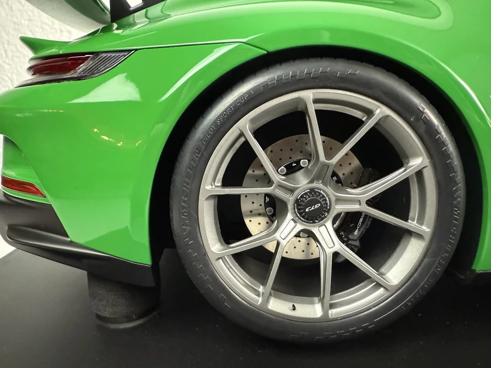 2022 Porsche 992 GT3 - Image 13 of 24