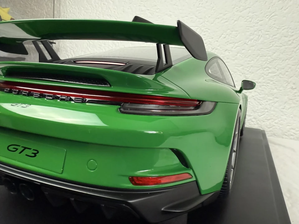 2022 Porsche 992 GT3 - Image 10 of 24
