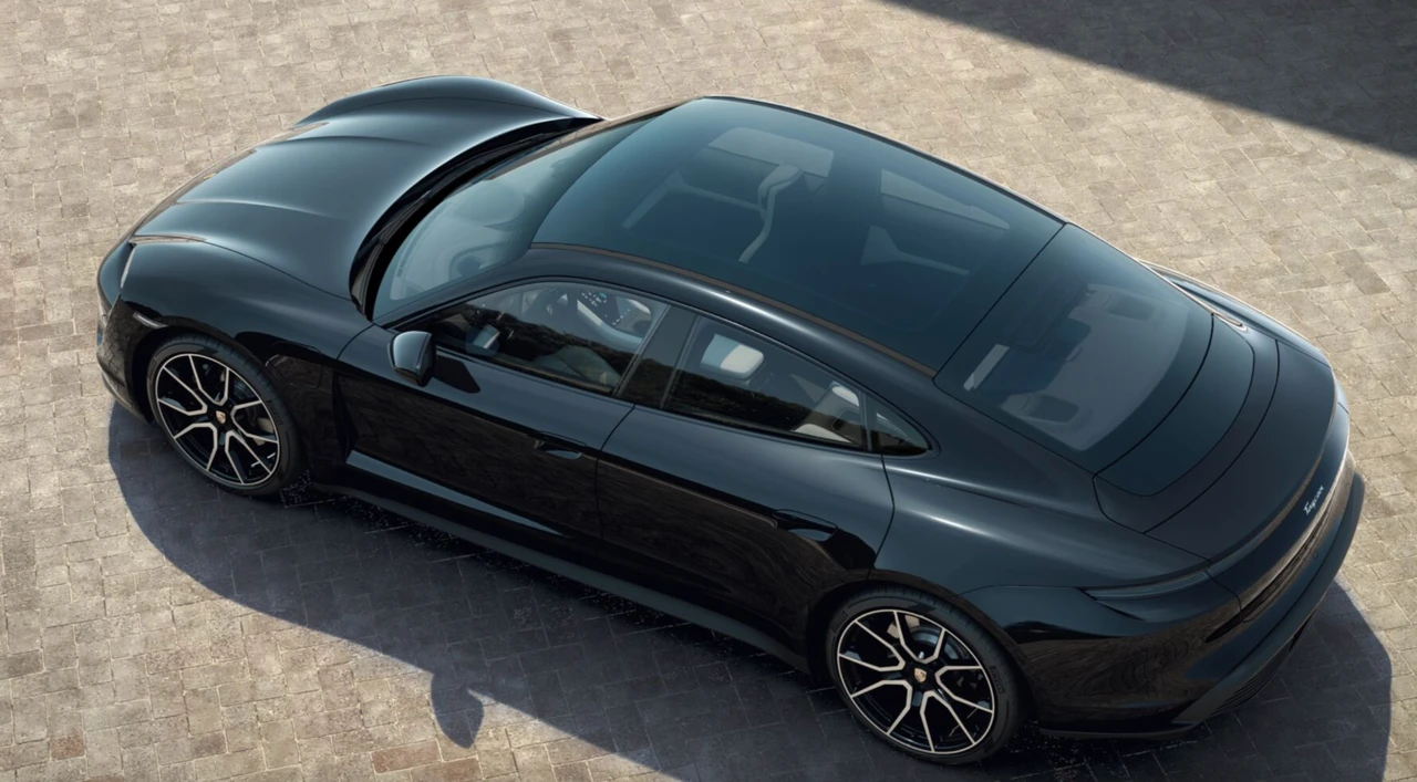 2023 Porsche Taycan - Image 4 of 8