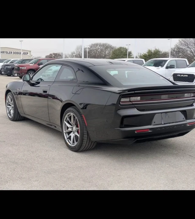 2025 Dodge Charger 8th Gen - Image 6 of 6