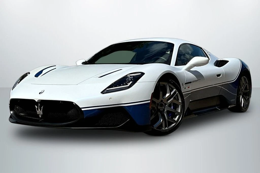 2025 Maserati MC20 - Image 2 of 11