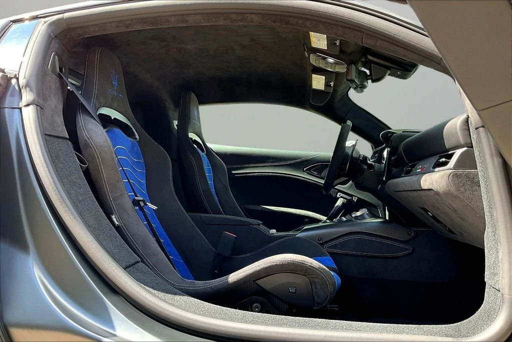 2025 Maserati MC20 - Image 9 of 11