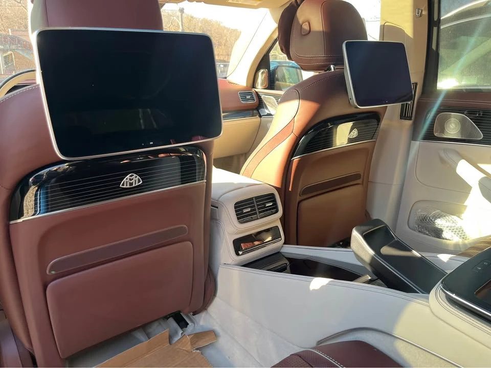 2025 Maybach - Image 10 of 10