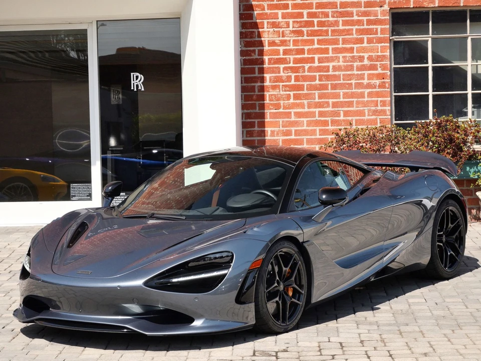 2025 McLaren 750S Coupe - Image 19 of 28