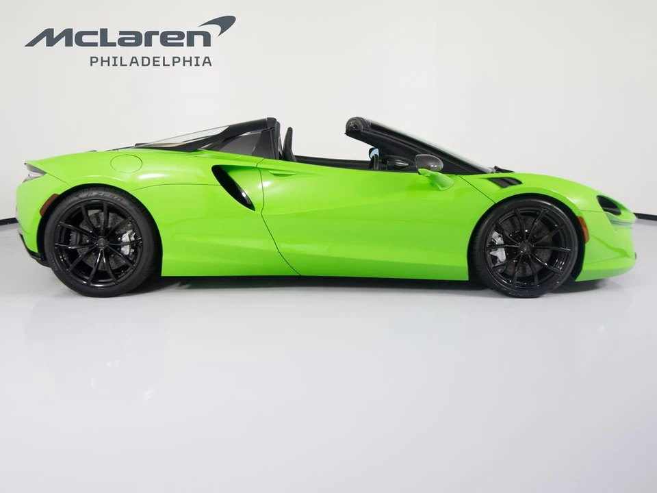 2025 McLaren Artura - Image 5 of 31