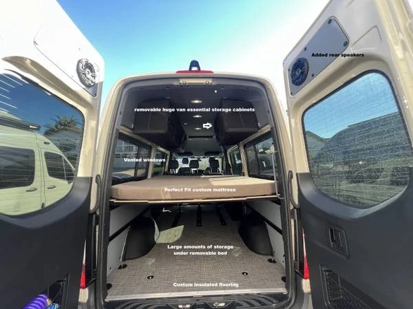 2025 Mercedes-Benz VS30 Sprinter - Image 8 of 9