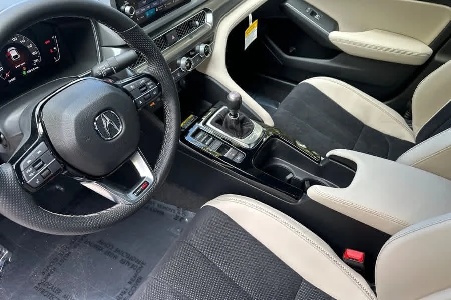 2026 Acura Integra Type S 5th Gen - Image 15 of 29