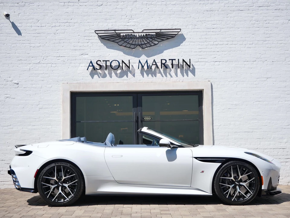 2026 Aston Martin DB12 - Image 16 of 27