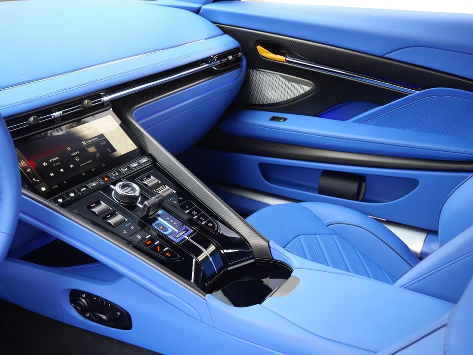 2026 Aston Martin DB12 - Image 13 of 28