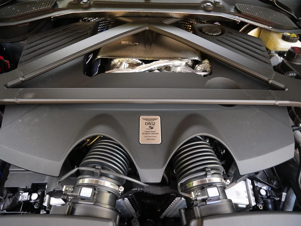 2026 Aston Martin DB12 - Image 20 of 28