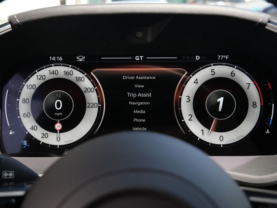 2026 Aston Martin DBX - Image 6 of 30