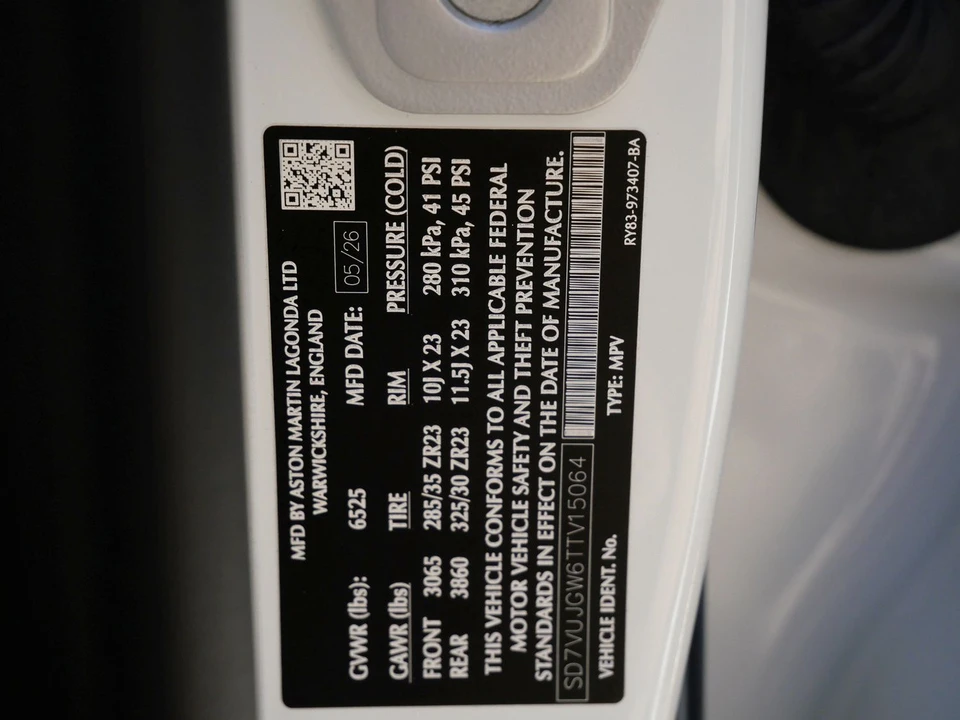 2026 Aston Martin DBX - Image 28 of 28
