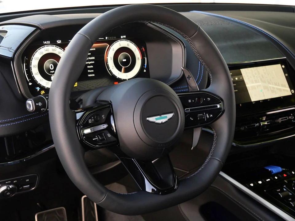 2026 Aston Martin DBX - Image 11 of 28