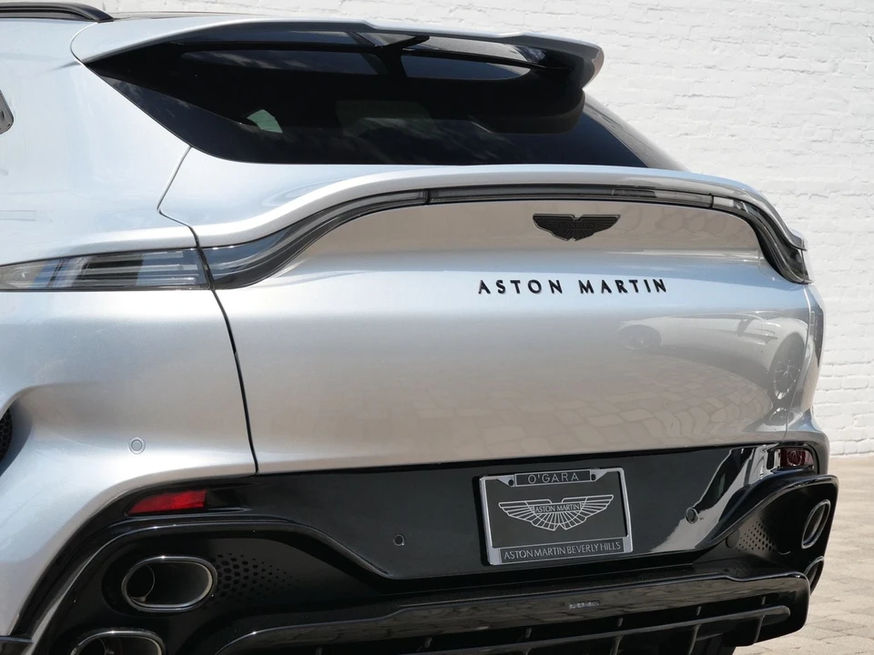 2026 Aston Martin DBX - Image 7 of 30