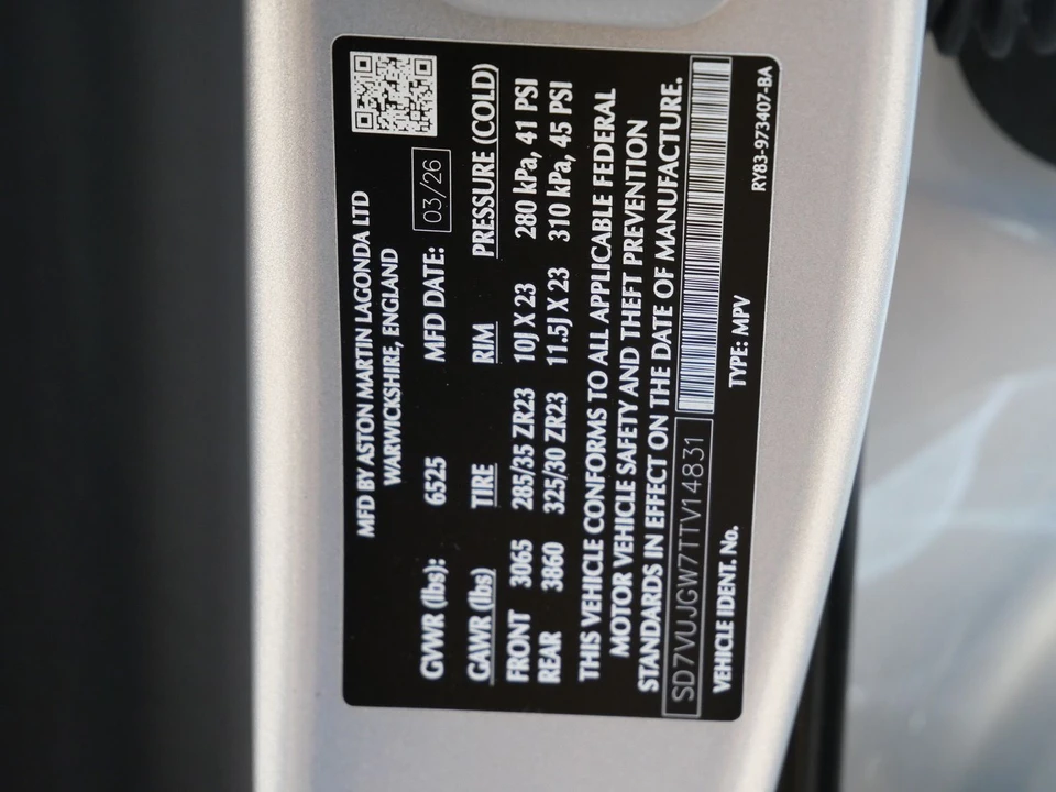 2026 Aston Martin DBX - Image 30 of 30