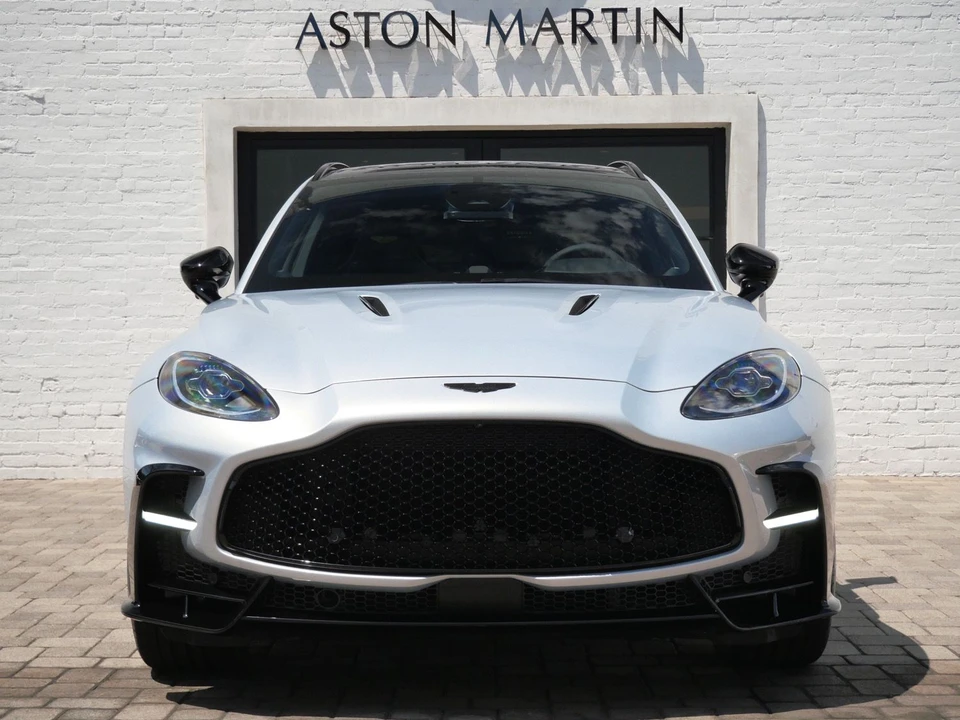 2026 Aston Martin DBX - Image 6 of 30