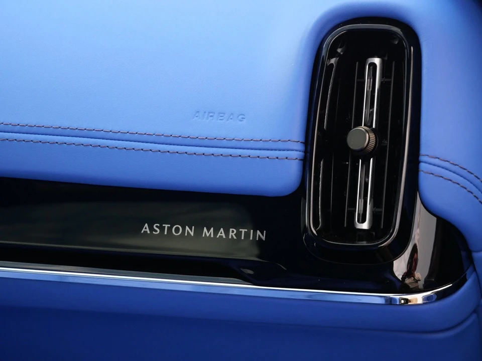 2026 Aston Martin DBX - Image 28 of 30