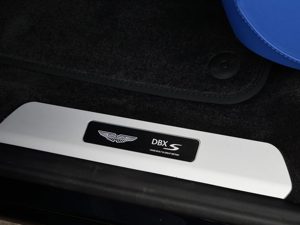 2026 Aston Martin DBX - Image 21 of 30