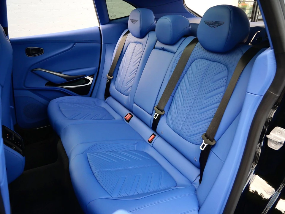 2026 Aston Martin DBX - Image 25 of 30