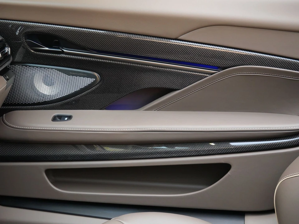 2026 Aston Martin Vanquish 3rd Gen - Image 24 of 31