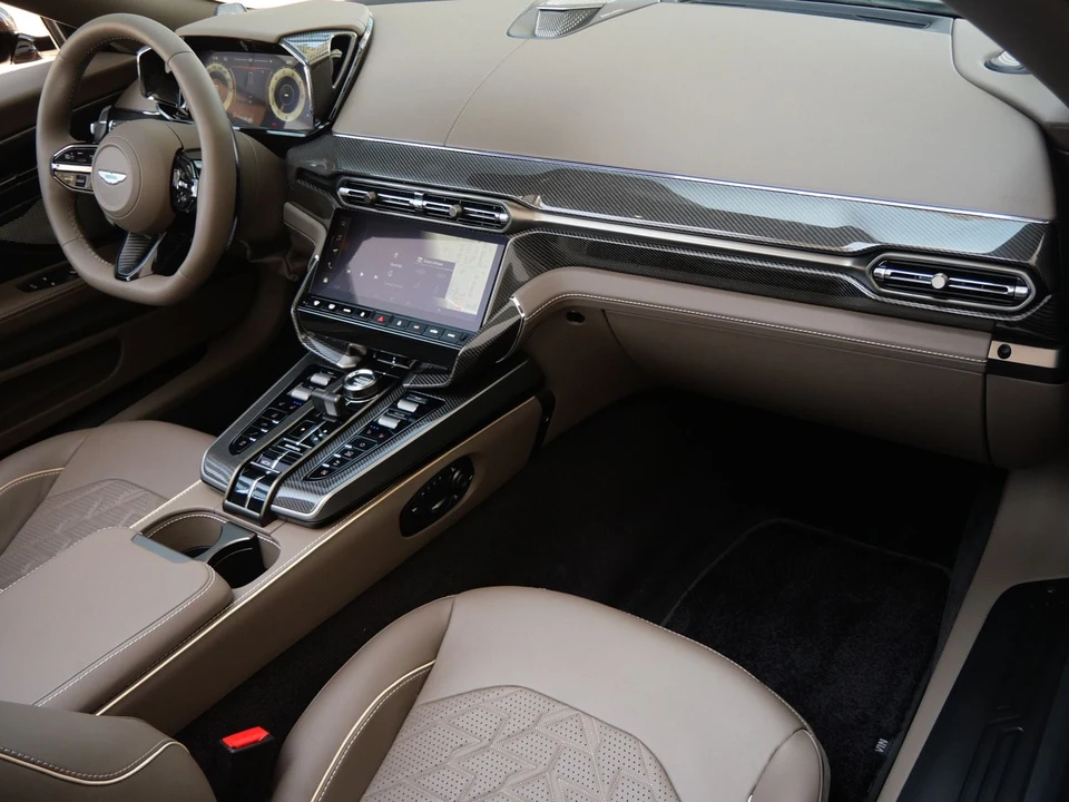 2026 Aston Martin Vanquish 3rd Gen - Image 10 of 31
