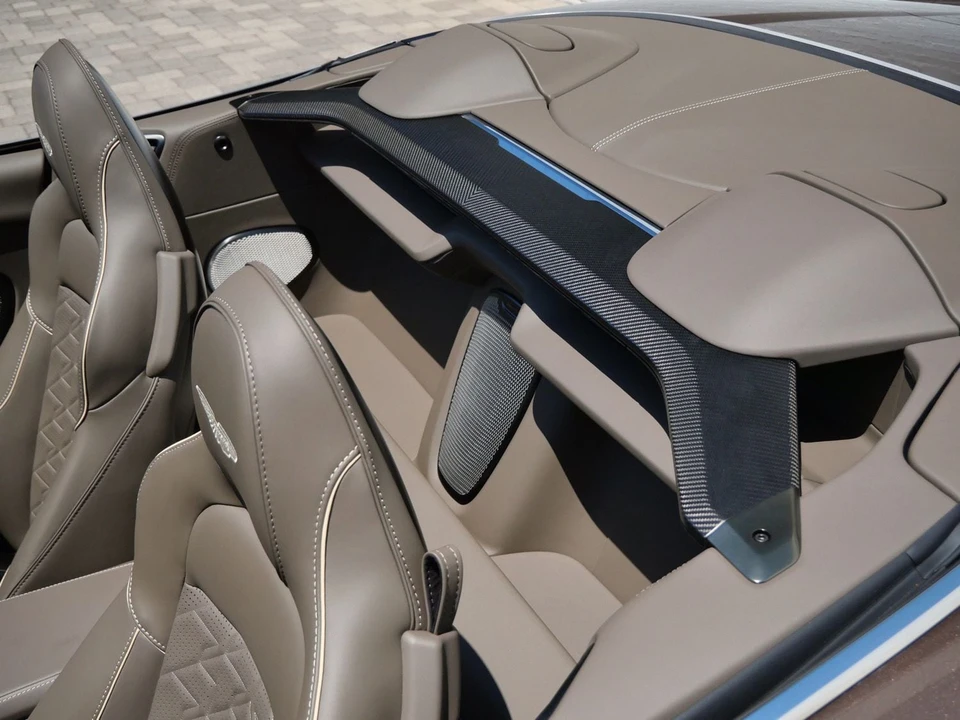 2026 Aston Martin Vanquish 3rd Gen - Image 17 of 31