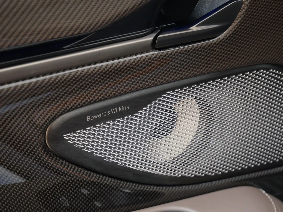 2026 Aston Martin Vanquish 3rd Gen - Image 25 of 31