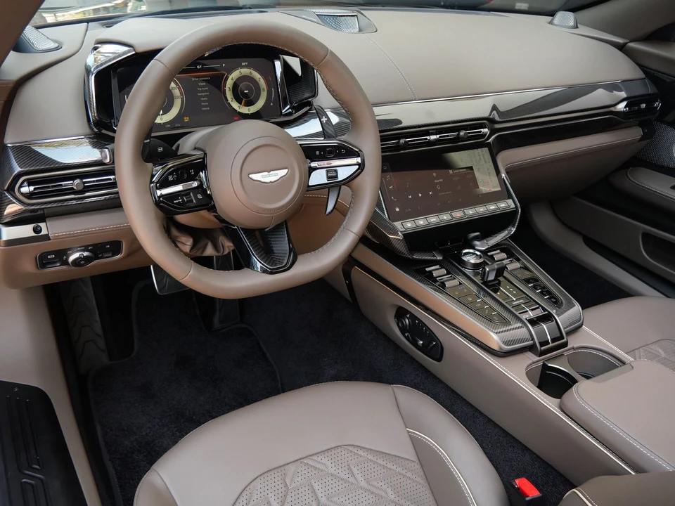 2026 Aston Martin Vanquish 3rd Gen - Image 3 of 31