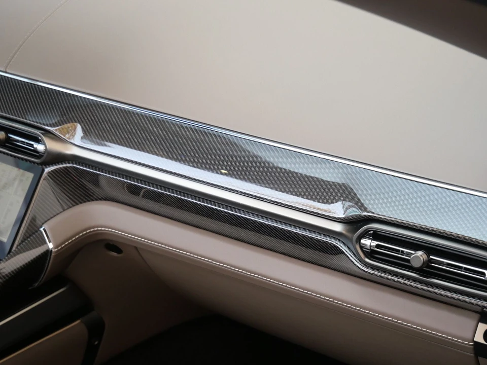 2026 Aston Martin Vanquish 3rd Gen - Image 30 of 31