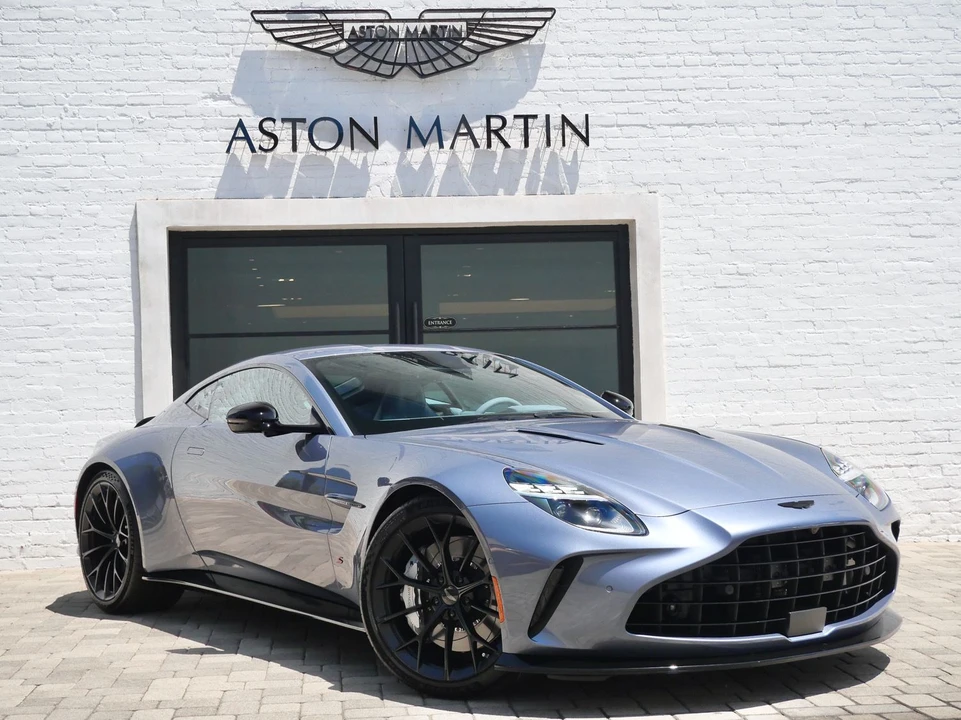2026 Aston Martin V8 Vantage (2019+) - Image 1 of 25
