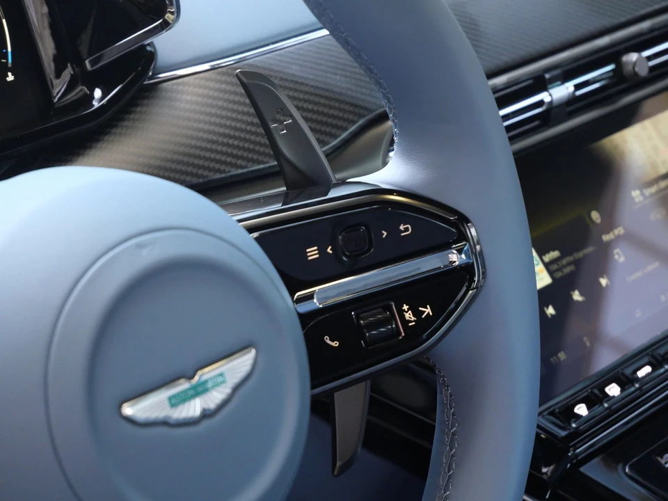 2026 Aston Martin V8 Vantage (2019+) - Image 18 of 25