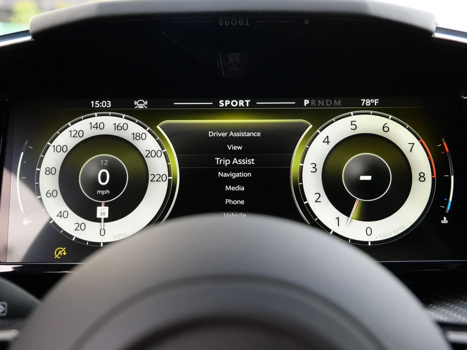 2026 Aston Martin V8 Vantage (2019+) - Image 6 of 26