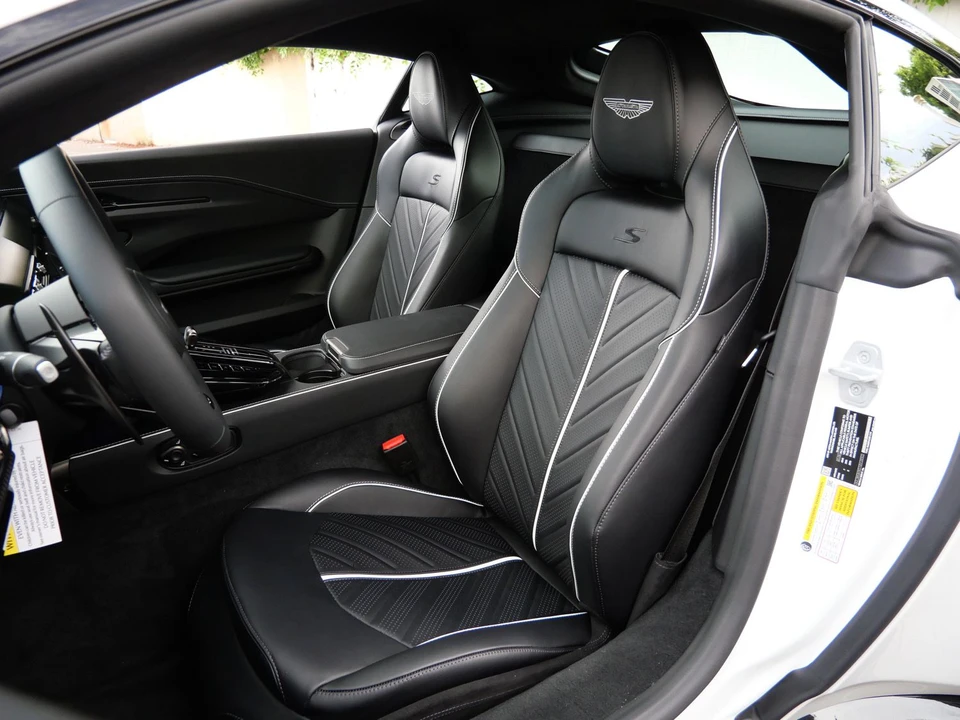 2026 Aston Martin V8 Vantage (2019+) - Image 22 of 26