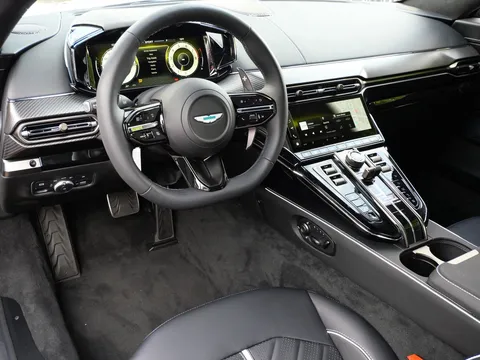 2026 Aston Martin V8 Vantage (2019+) - Image 3 of 26