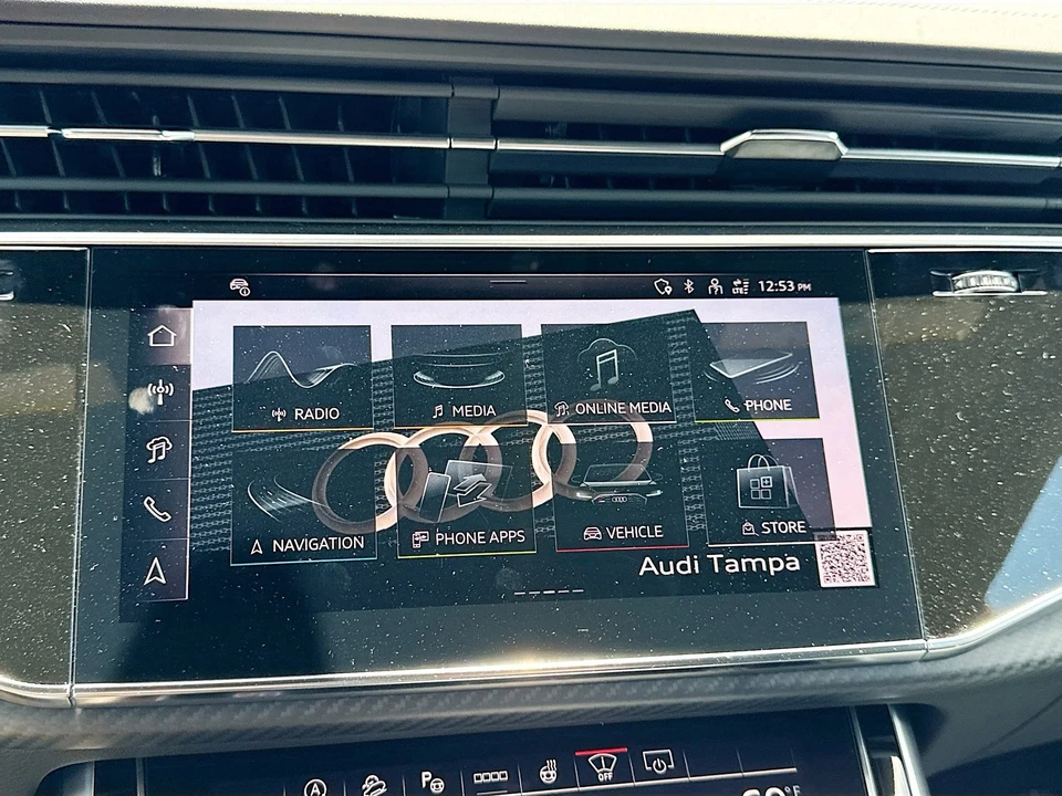 2026 Audi RS Q8 Performance - Image 29 of 31