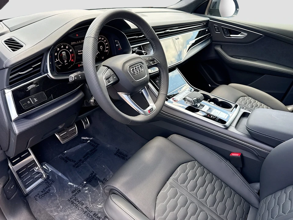 2026 Audi RS Q8 Performance - Image 25 of 31