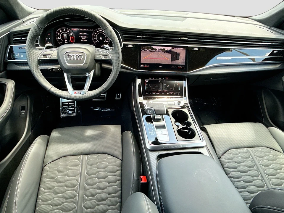 2026 Audi RS Q8 Performance - Image 15 of 31