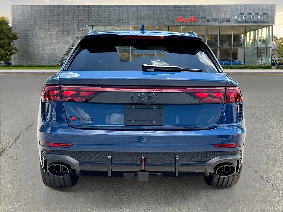 2026 Audi RS Q8 Performance - Image 4 of 31